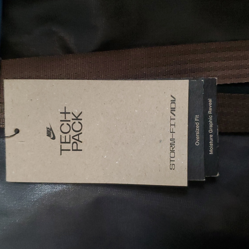 NWT NIKE TECH PACK - Picture 16 of 16